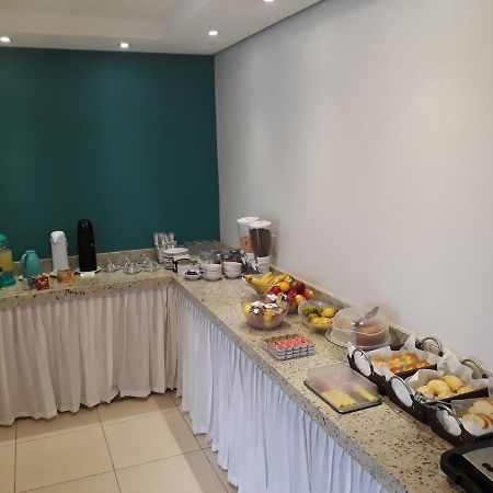 Hotel Real Trevo Монтис-Кларус Экстерьер фото