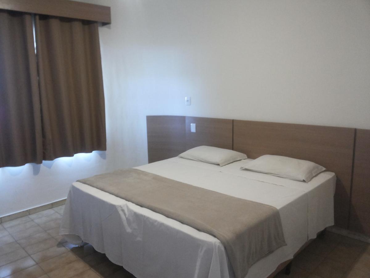 Hotel Real Trevo Монтис-Кларус Экстерьер фото