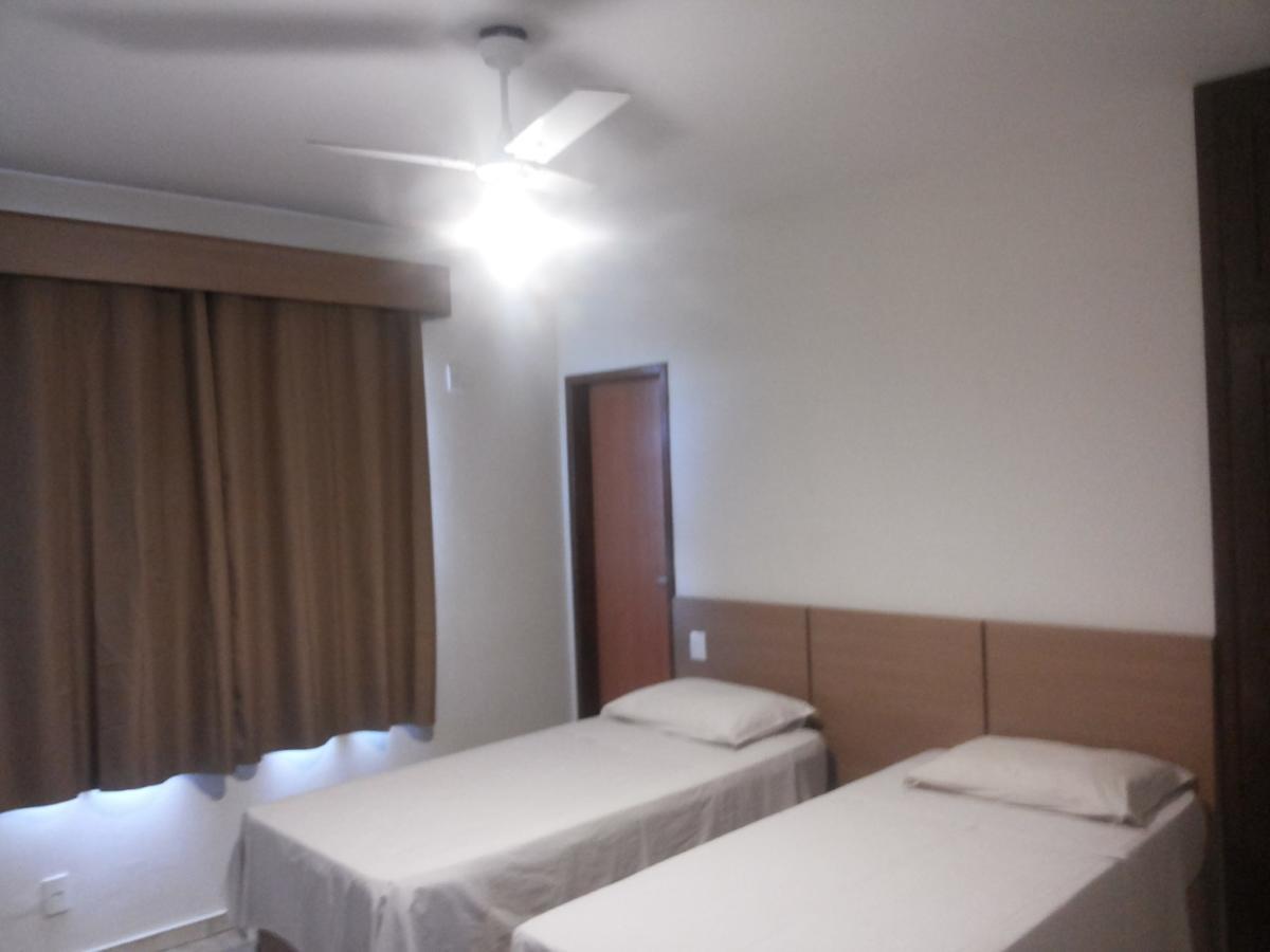 Hotel Real Trevo Монтис-Кларус Экстерьер фото